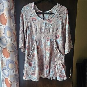 Blu Pepper Floral Tunic with Pockets